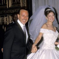 Tommy Mottola y Thalía el día de su boda