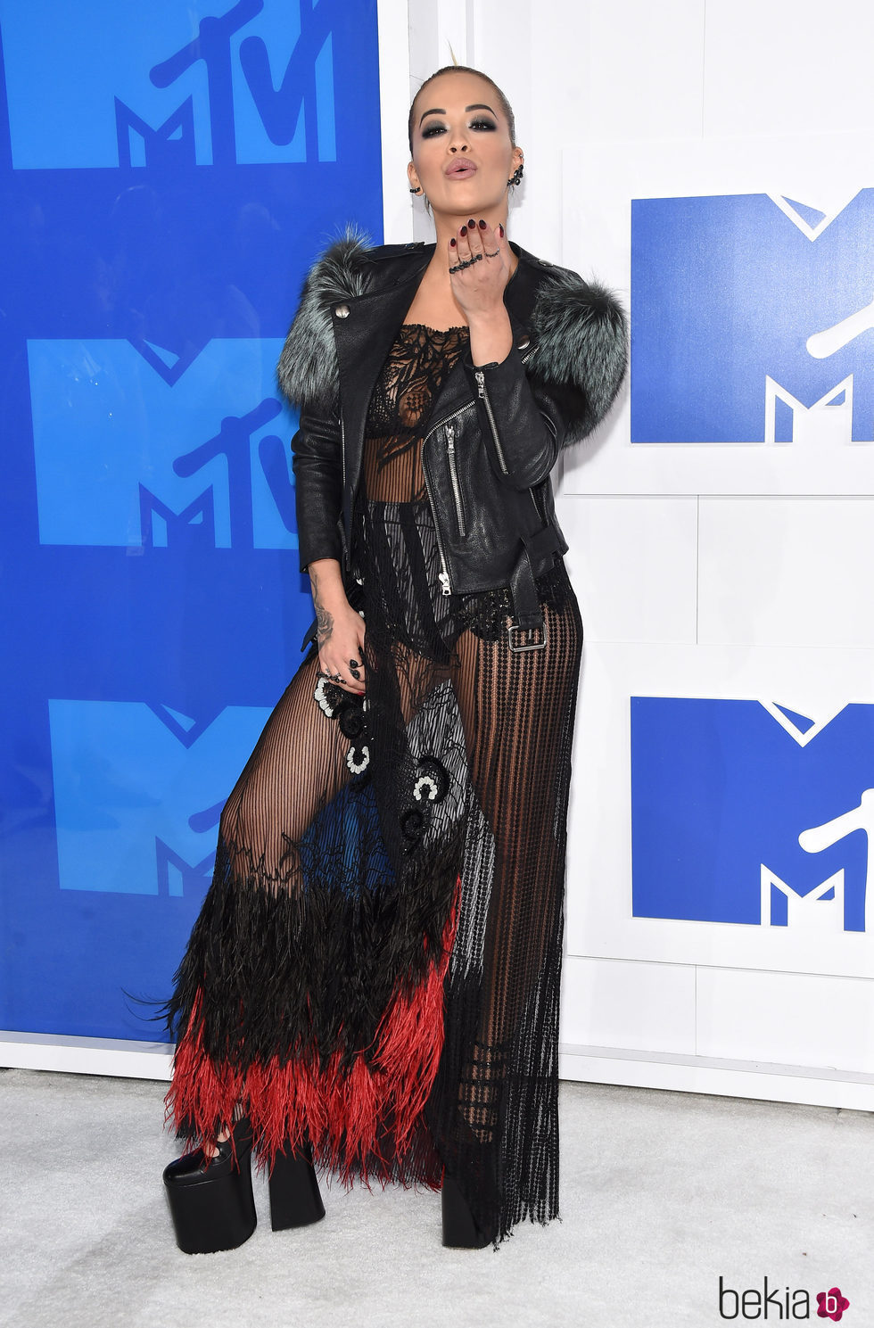 Rita Ora en los VMA's 2016