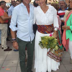 Colate y Samantha Vallejo-Nágera en la corrida de toros en homenaje a Víctor Barrio