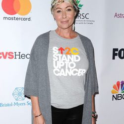 Shannen Doherty en el 'Stand Up to Cancer' en Los Ánegeles