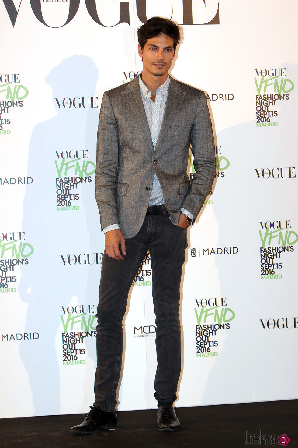 Javier de Miguel en el photocall de Vogue's Fashion Night Out 2016