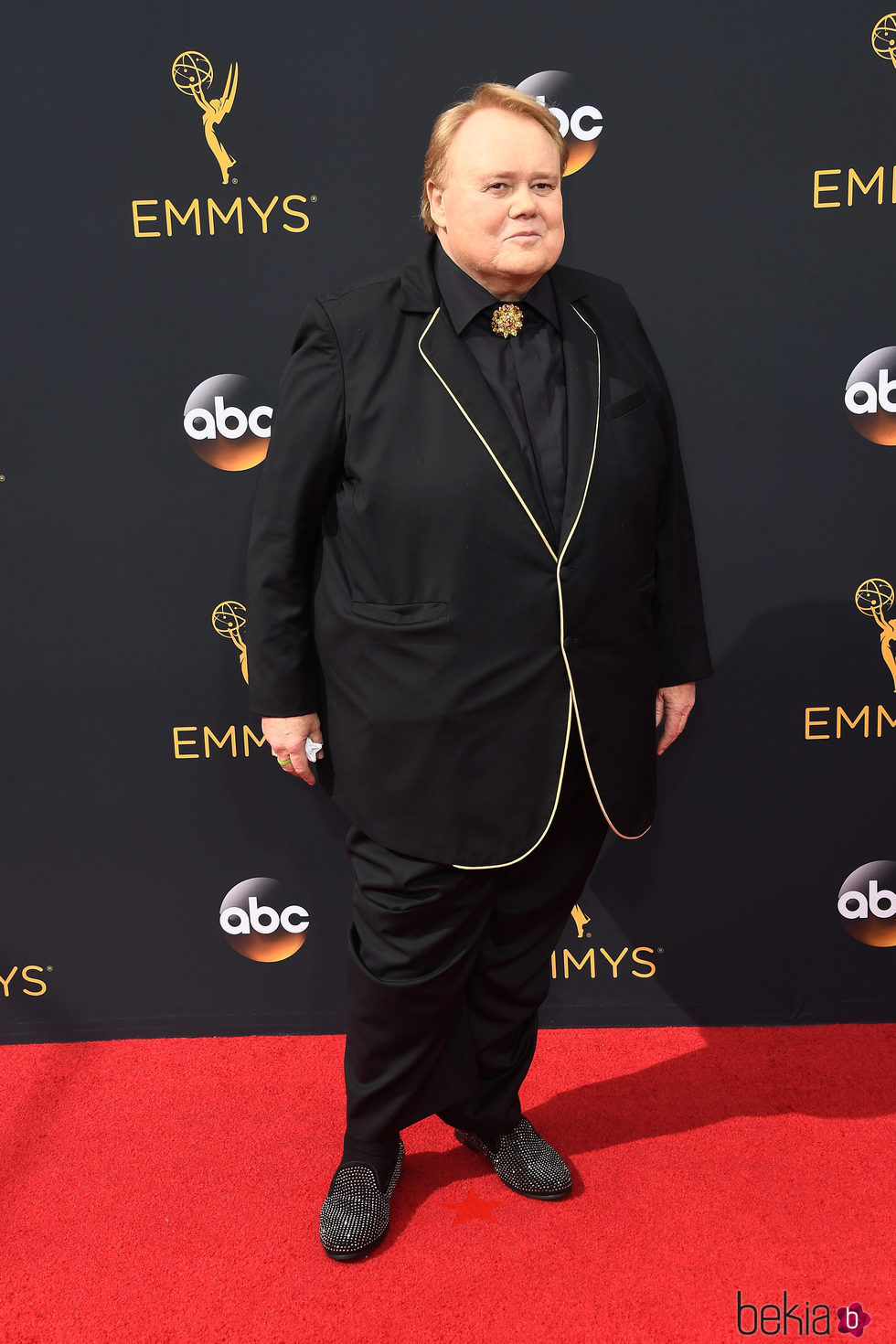 Louie Anderson en la alfombra roja de los Premios Emmy 2016