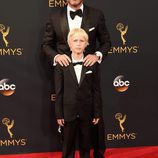 Liev Schreiber en la alfombra roja de los Premios Emmy 2016