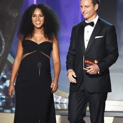 Kerry Washington y Tony Goldwyn en la gala de los Emmy 2016