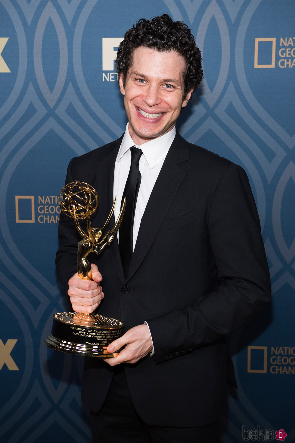 Thomas Kail durante la fiesta celebrada tras los Premios Emmy 2016