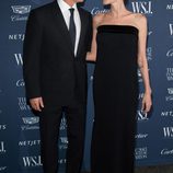 Brad Pitt y Angelina Jolie muy acaramelados en la entrega de premios de la revista the WSJ Magazine Innovator