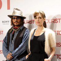 Angelina Jolie y Johnny Deep en la premier de 'The tourist'