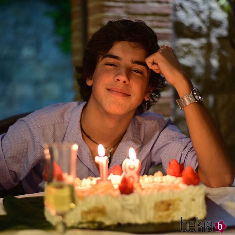 Óscar Casas en su 18 cumpleaños