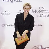 Tania Llasera en el estreno de 'Un monstruo viene a verme'