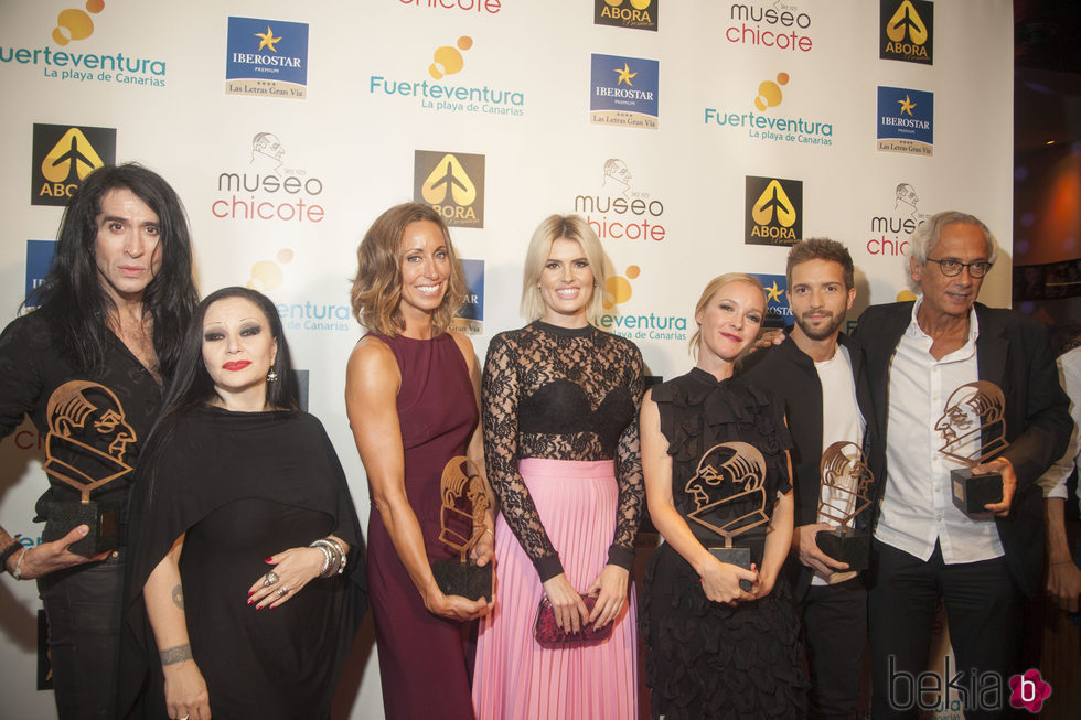 Mario Vaquerizo, Alaska, Gemma Mengual, Adriana Abenia, María Esteve, Pablo Alborán y Bonaventura Clotet en los Premios Chicote 2016