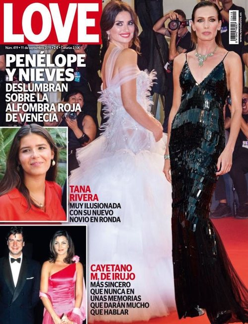 Love muestra a Penélope Cruz y Nieves Álvarez en la alfombra roja del festival de Venecia